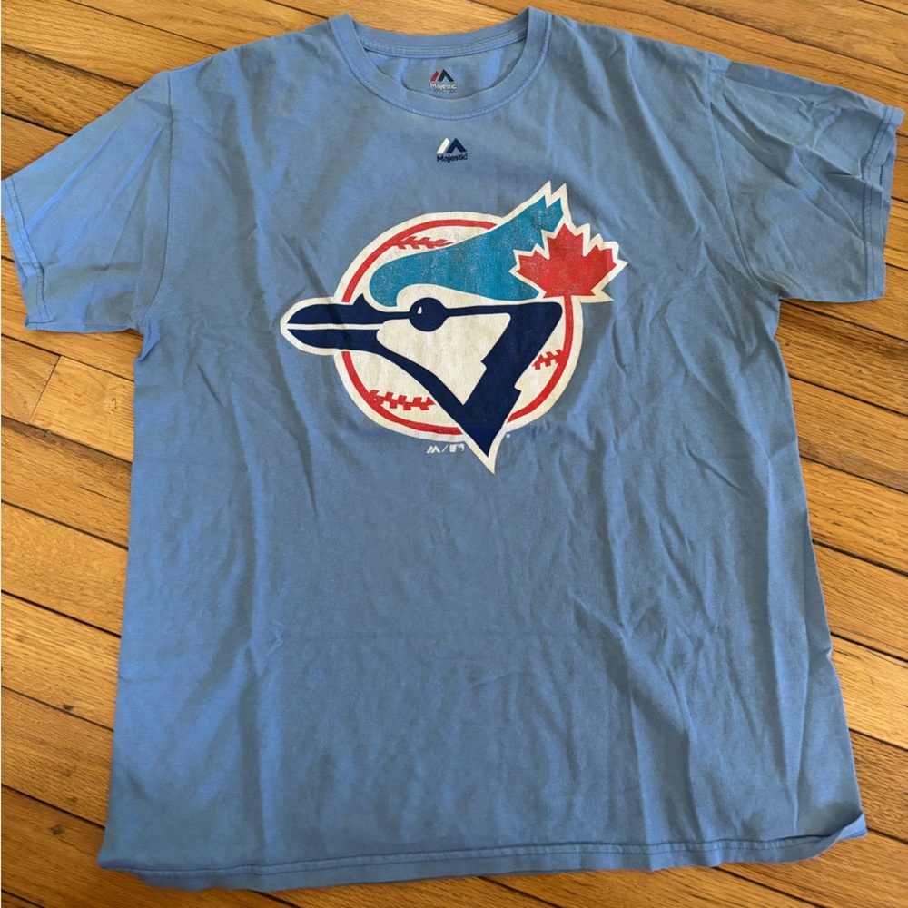 Majestic Blue Graphic Tee with Red Accent